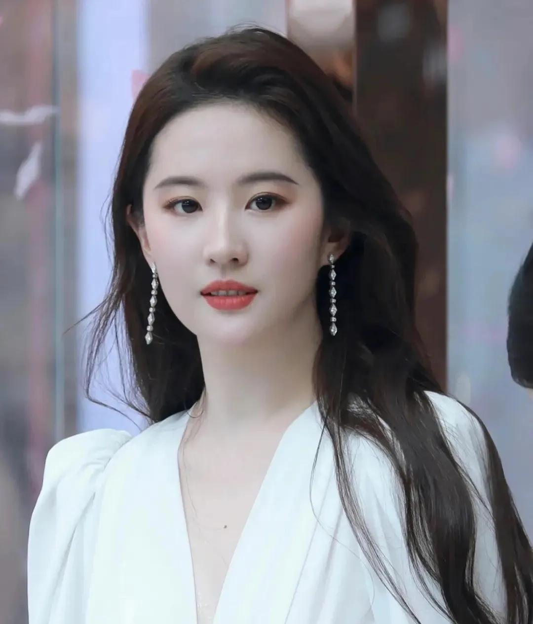 最近逝世的明星，星光下的溫情回憶與日常緬懷