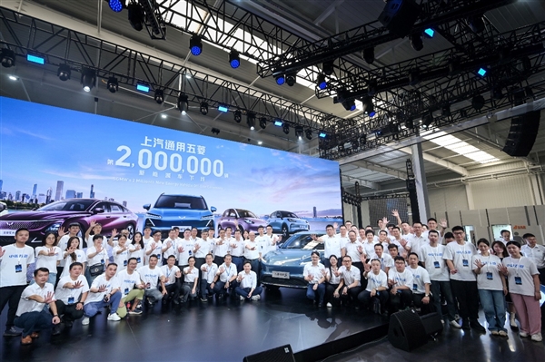 呂俊成最新動(dòng)態(tài)，時(shí)代的領(lǐng)航者，印記時(shí)代前沿