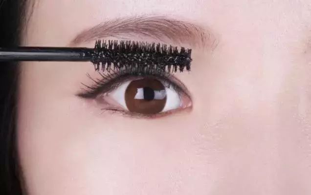 小巷深處的秘密，最新養(yǎng)睫毛滋養(yǎng)樂(lè)園探索