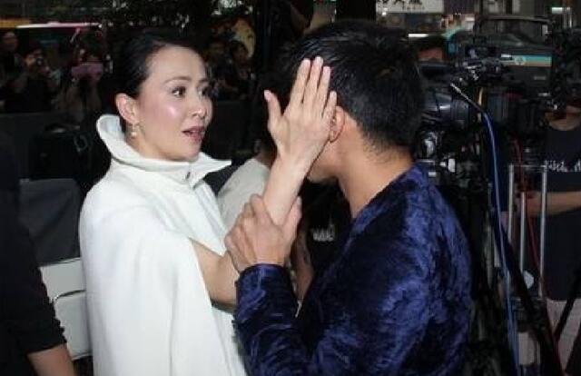 超級明星的英文,超級明星的英文，探尋巨星在國際舞臺上的璀璨之路